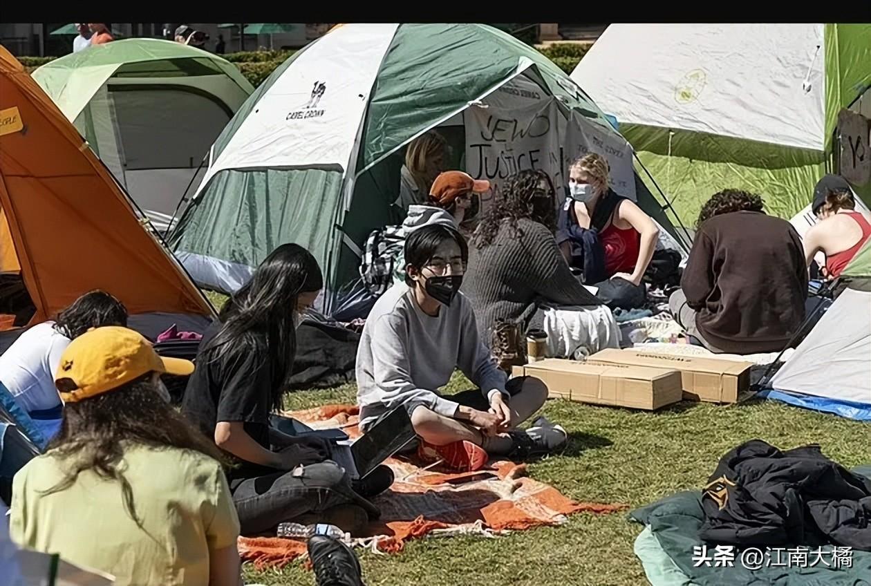 哥伦比亚大学遭遇“退款风波”