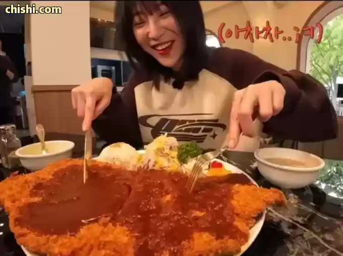 韩国吃播女王:一顿炫20碗面,体重却常年不过百!粉丝疑她假吃,结果一体检... 第1张 韩国吃播女王:一顿炫20碗面,体重却常年不过百!粉丝疑她假吃,结果一体检... 第1张